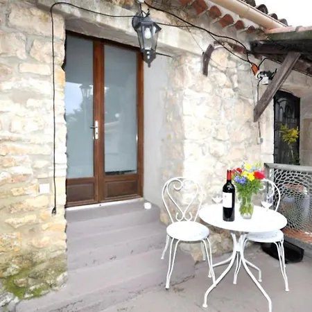 Holiday home Maison Piscine Proche *