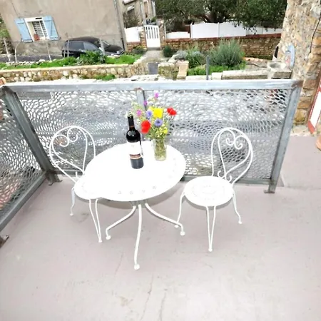 Maison Piscine Proche Hébergement de vacances *