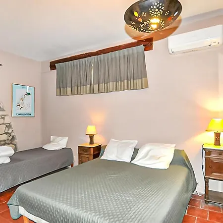 Vakantiehuis Maison Piscine Proche *