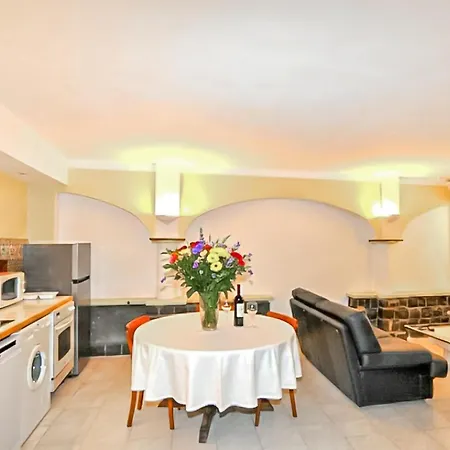 Maison Piscine Proche Hébergement de vacances