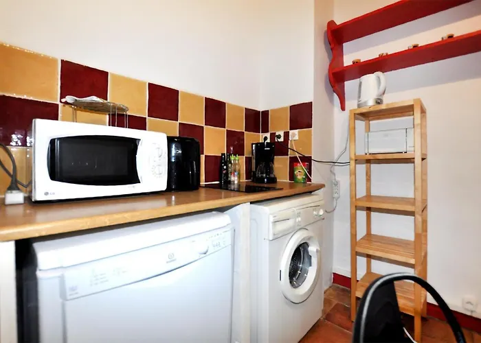 Holiday home Maison Piscine Proche